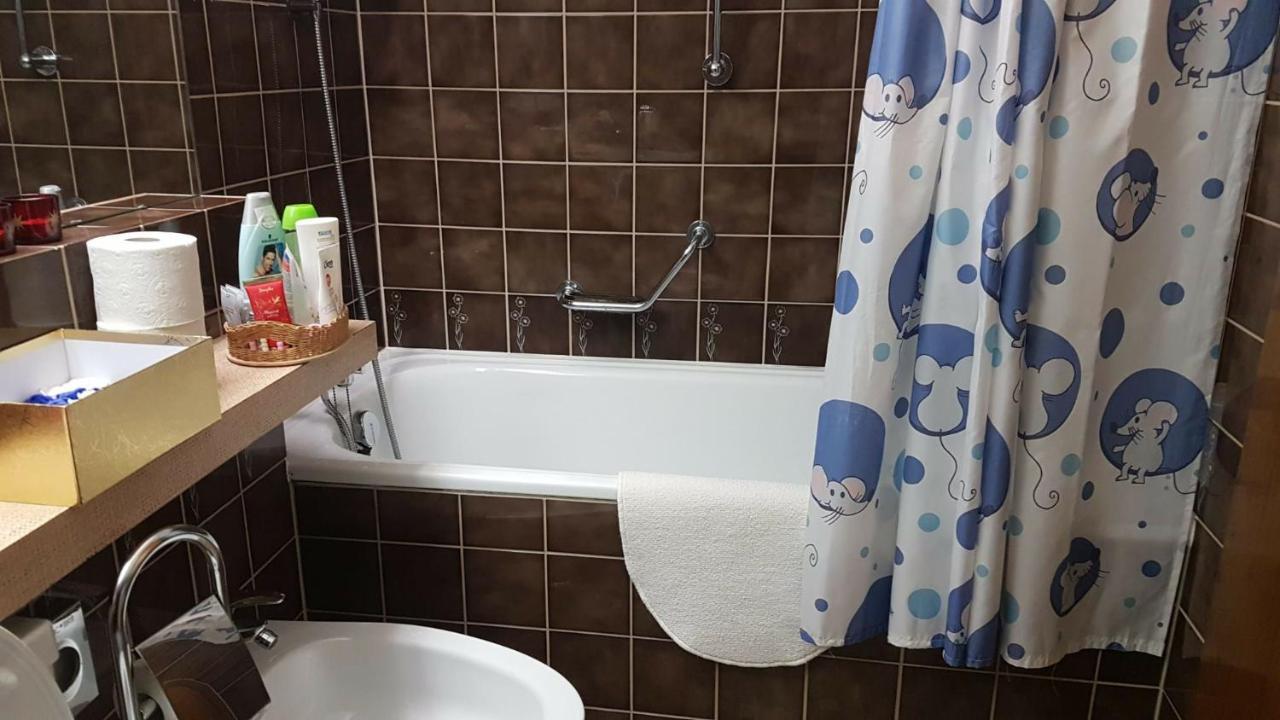 Disentiserhof Mila Exteriör bild